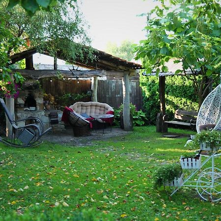 Sadyba Pochayiv Villa Počaïv Esterno foto