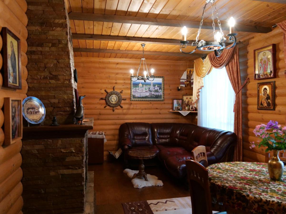Sadyba Pochayiv Villa Počaïv Esterno foto