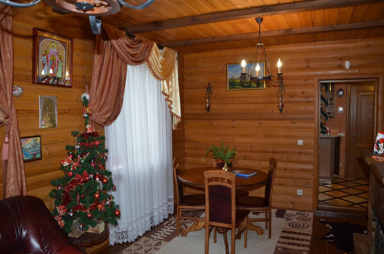 Sadyba Pochayiv Villa Počaïv Esterno foto
